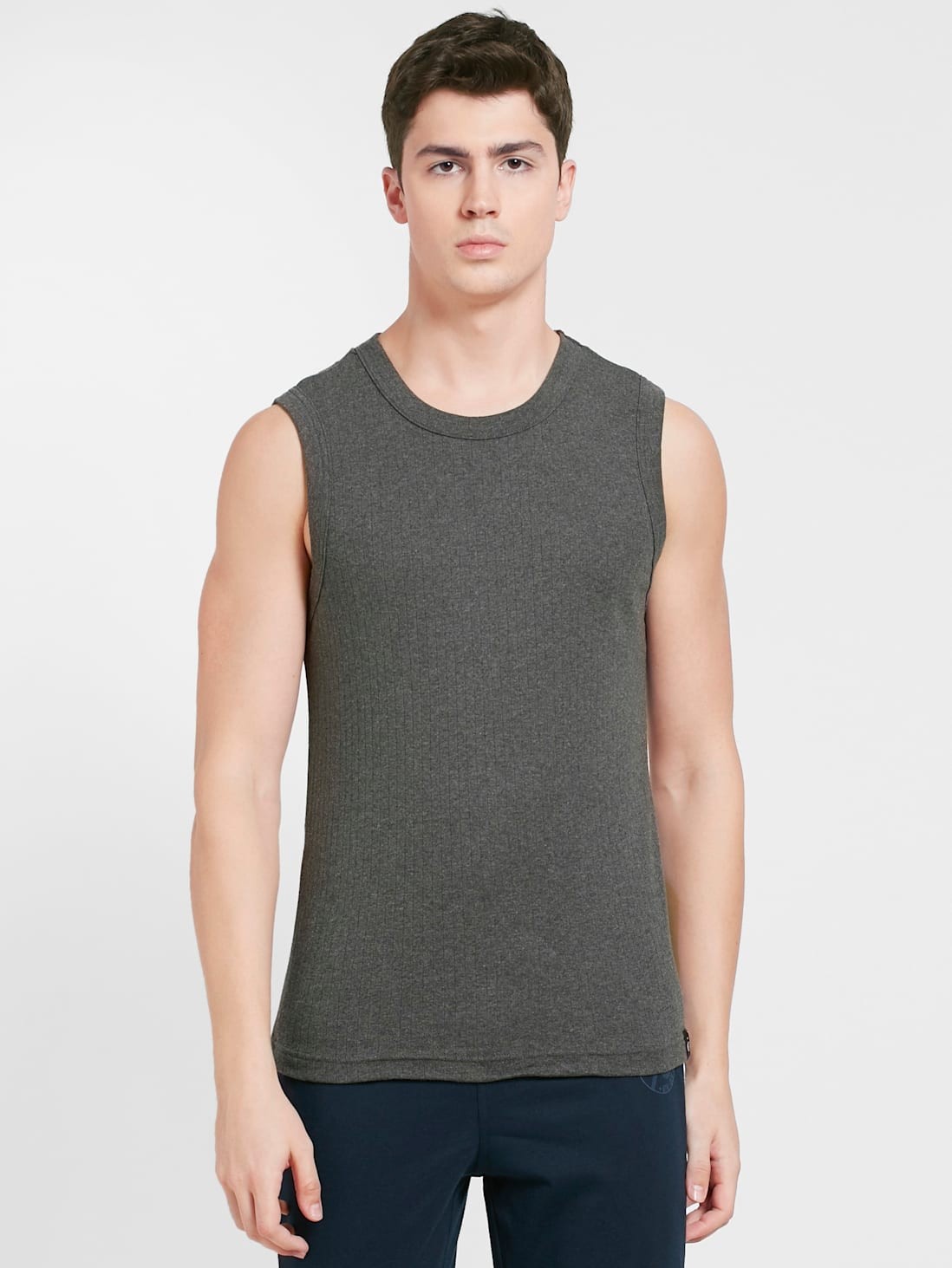 JOCKEY 9930 VEST RIB SOLID ROUND NECK